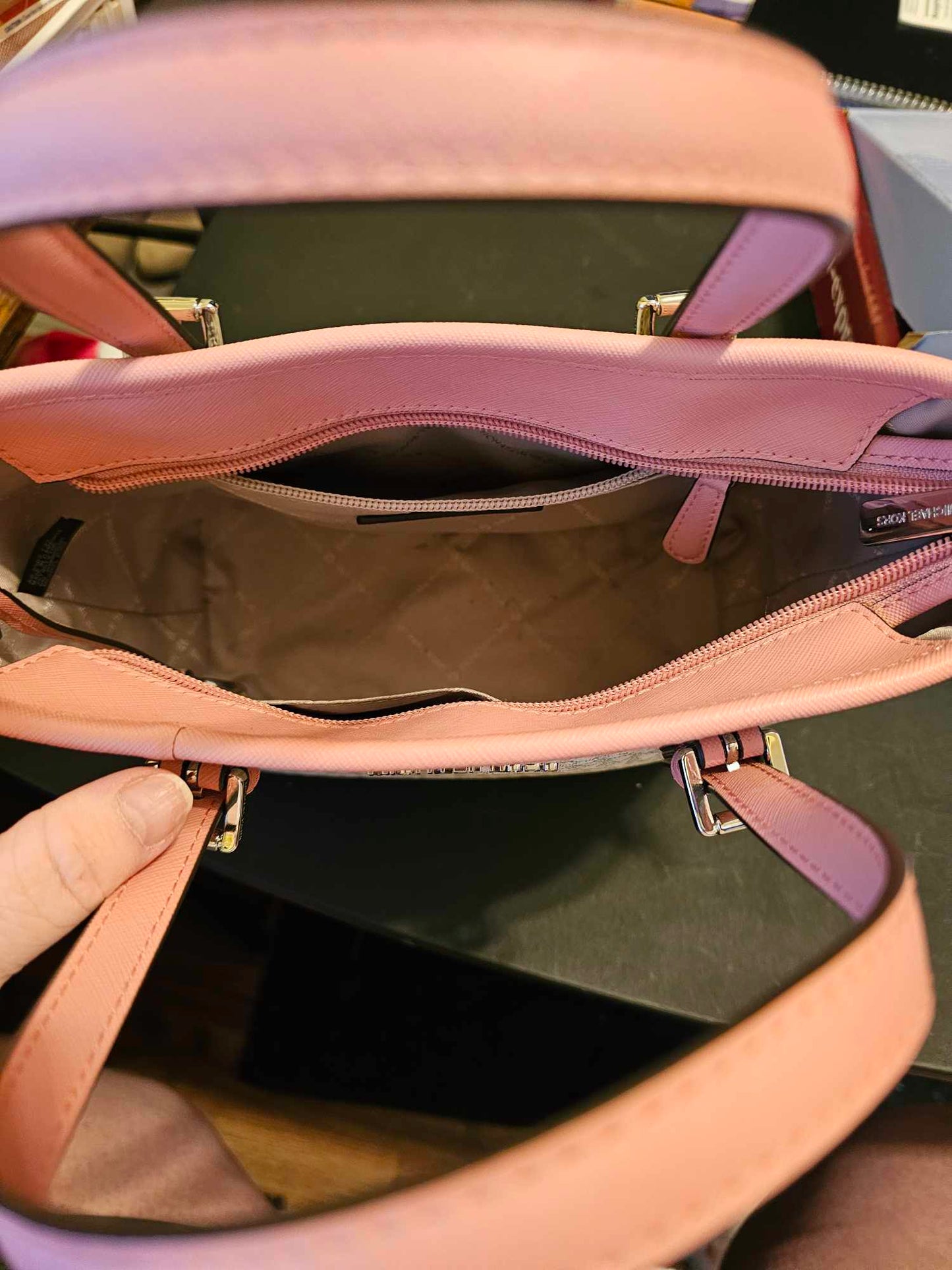 jet set travel extra-small logo top-zip tote bag pink MIchael Kors Jet Set Travel Extra-Small Logo Top-Zip Tote Bag – MT Variety_SOME of this, MORE of that